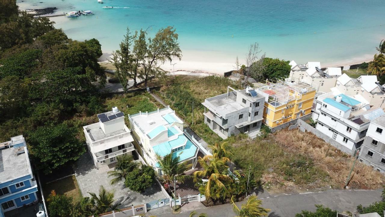 בלו ביי Villa Bella Charming Beachfront Guesthouse מראה חיצוני תמונה