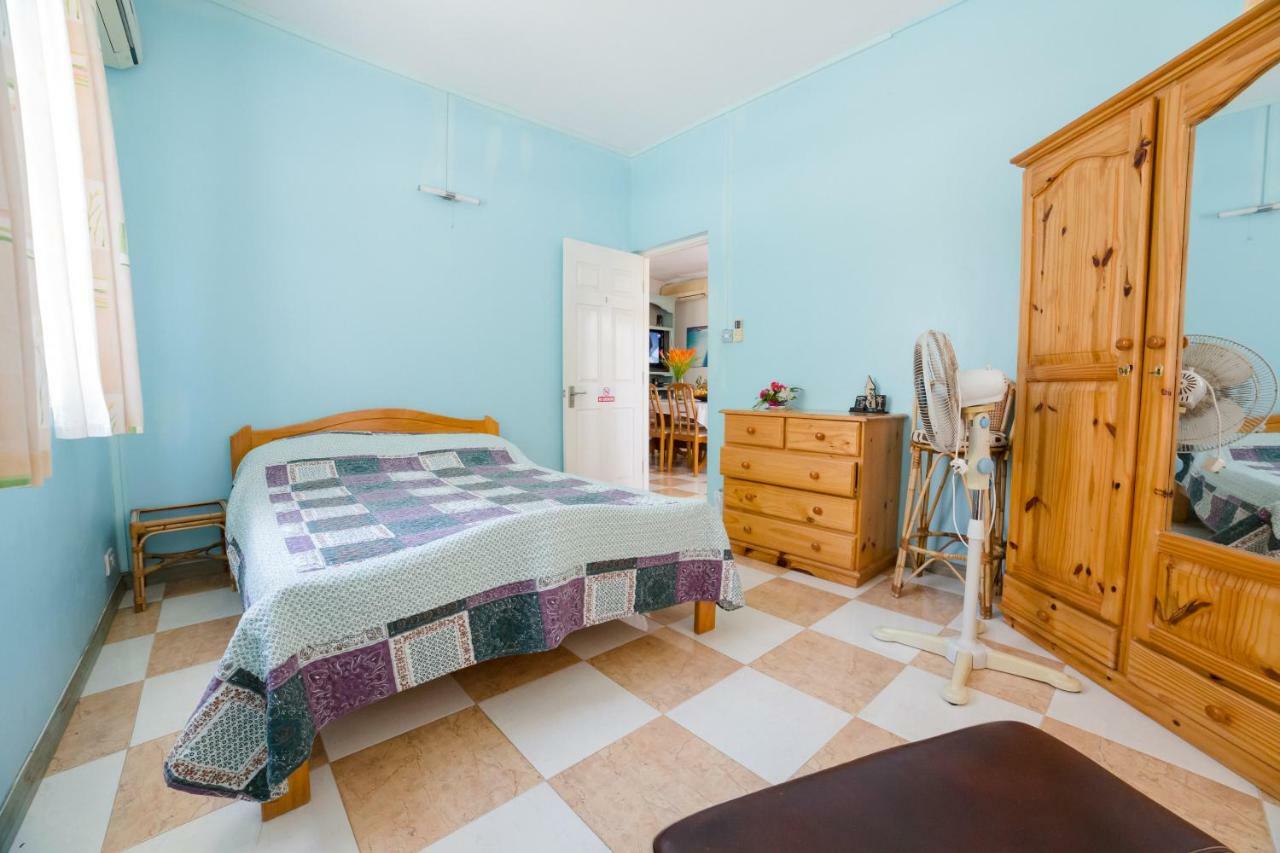 בלו ביי Villa Bella Charming Beachfront Guesthouse מראה חיצוני תמונה